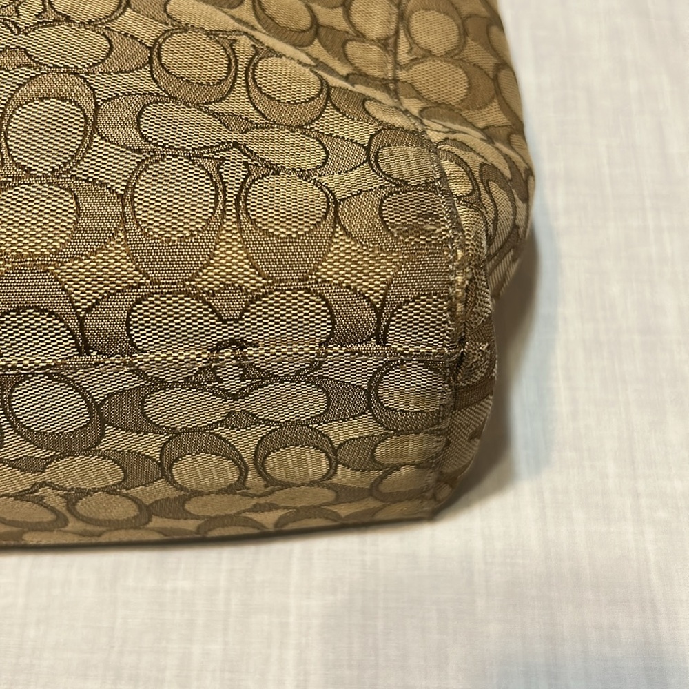 Coach Tan and Brown Signature Shoulder Bag/Crossbody Bag - Picture 3 of 7